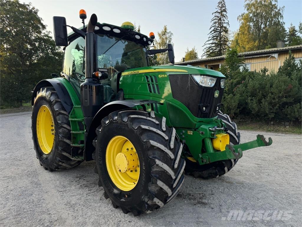 John Deere 6215R Tractoare