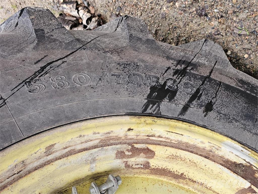 John Deere 6800 Tractoare