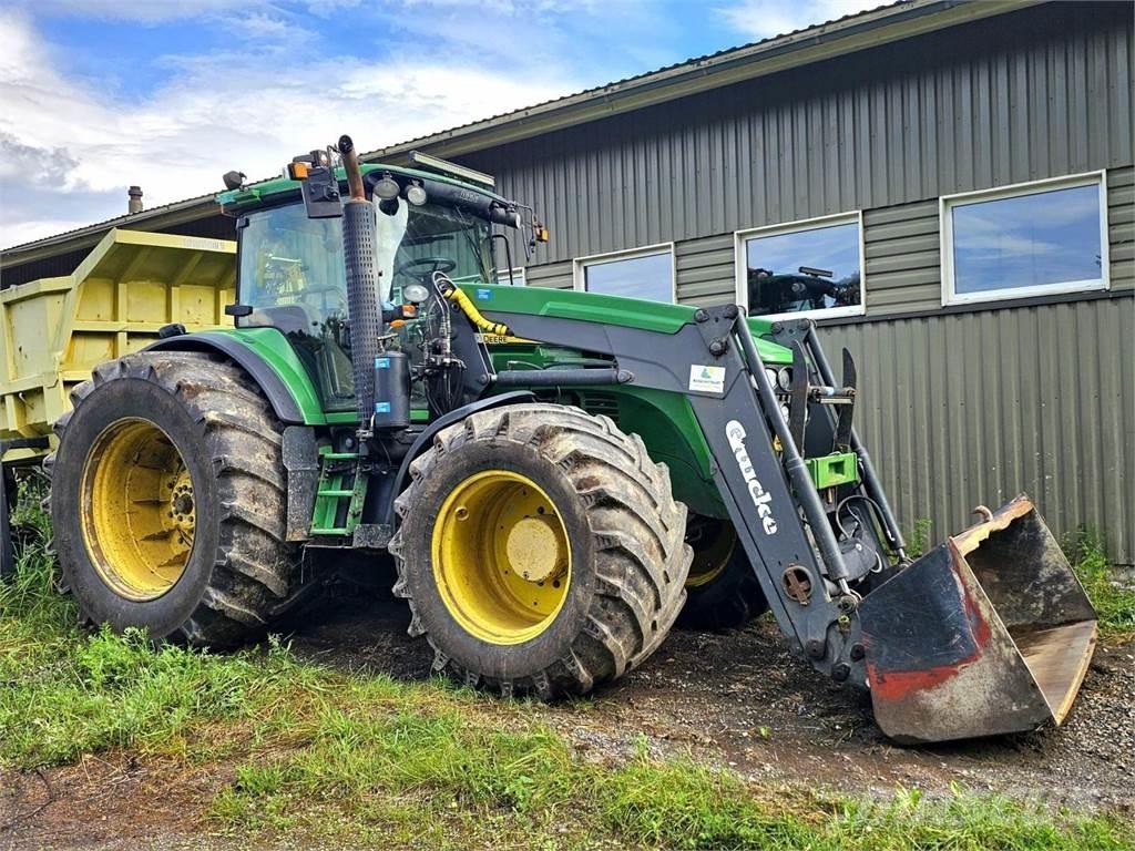 John Deere 7930 Tractoare