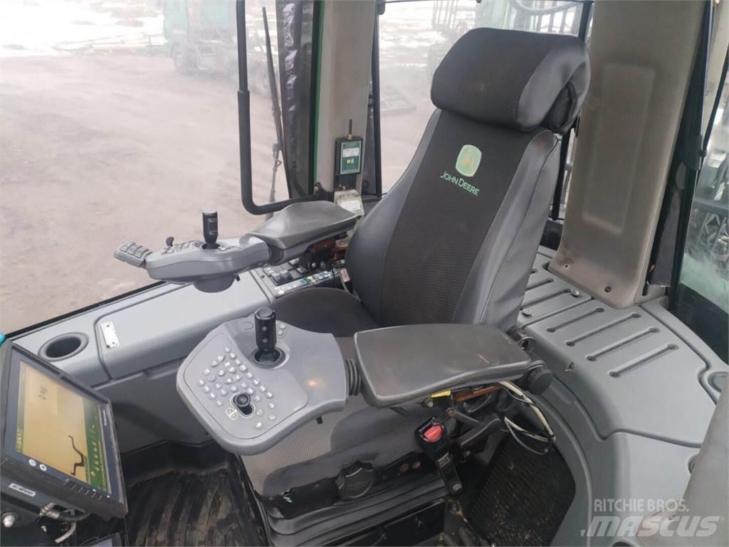 John Deere 810 E Transportoare