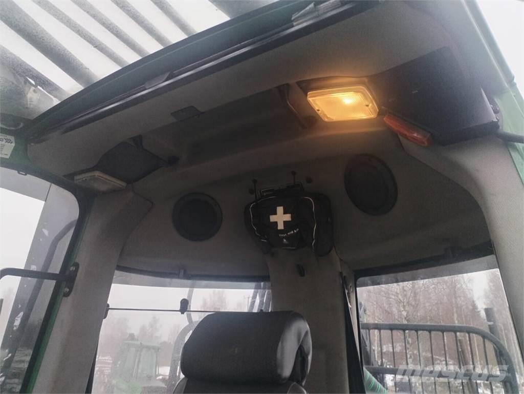 John Deere 810 E Transportoare