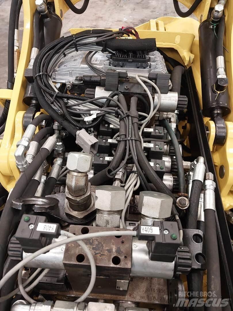 John Deere H480C Capete pentru culegatoare