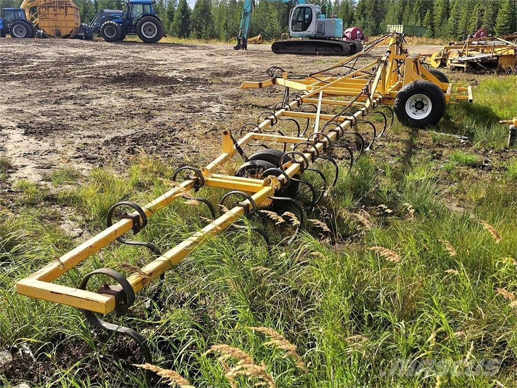  Kääntäjä Utilaje construcții - Altele