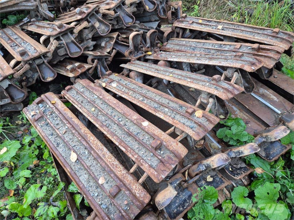 Komatsu 855 Transportoare