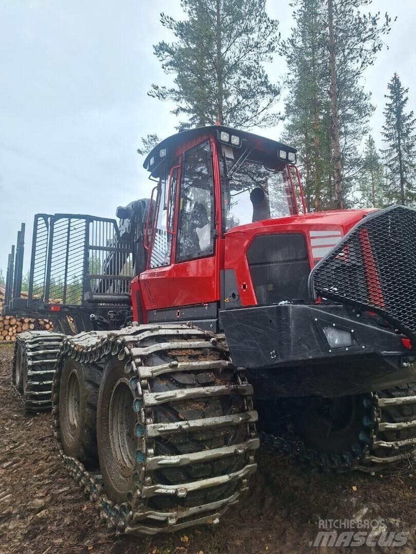 Komatsu 895 Transportoare