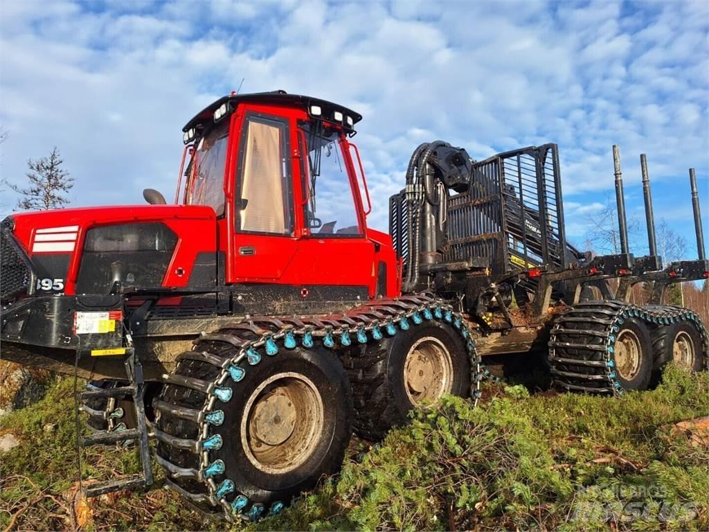 Komatsu 895 Transportoare