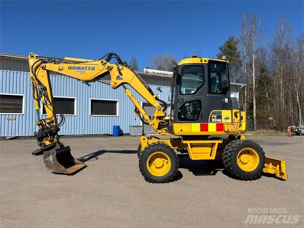 Komatsu PW 98MR-6 Excavatoare cu roti