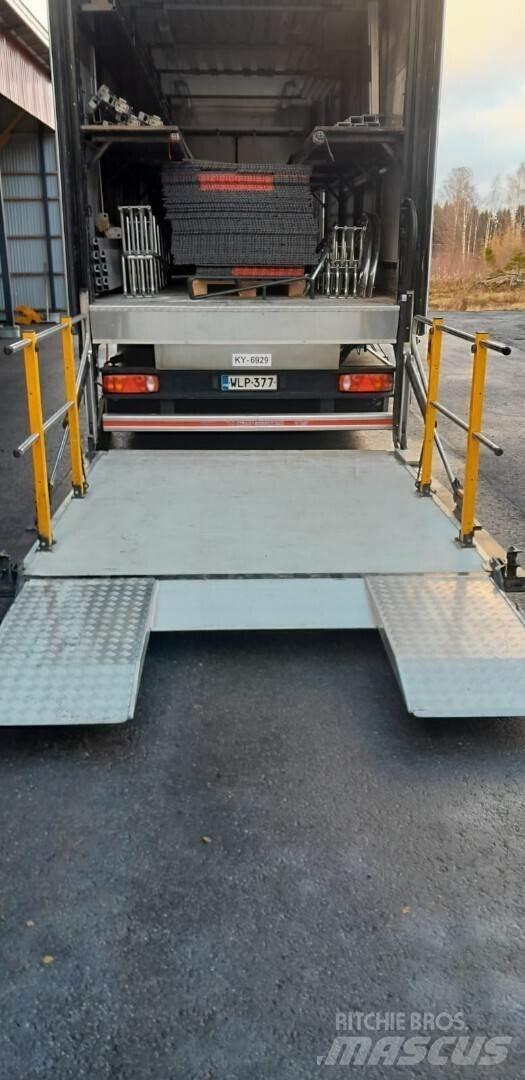 Kromhout  Alte semi-remorci