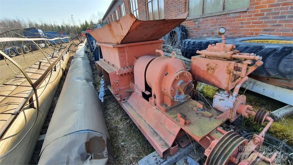 KUMERA murskain Stivuitoare - Altele