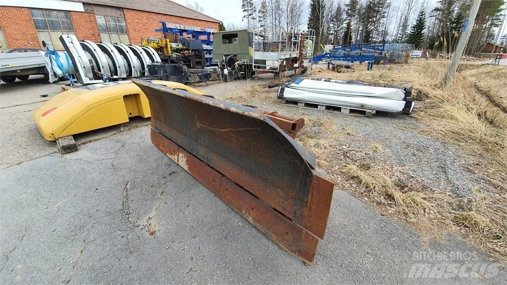  Lana hydraulinen Alte masini pentru drum si zapada