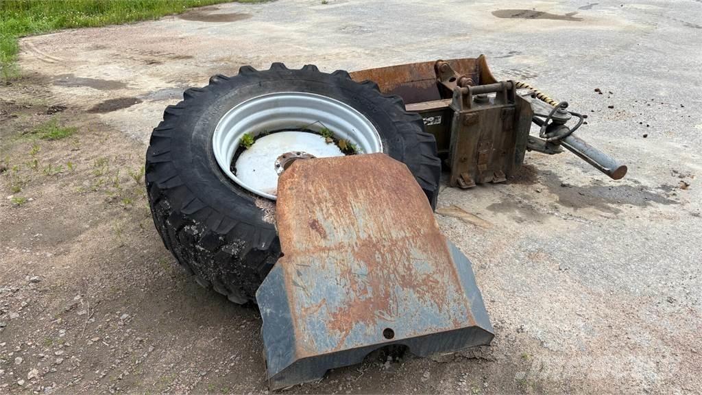 Lännen 860S Buldoexcavatoare
