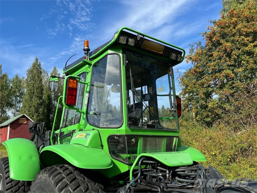 Lännen 860S Buldoexcavatoare