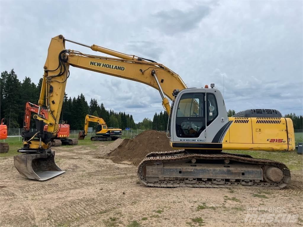 New Holland E215B Excavatoare pe șenile
