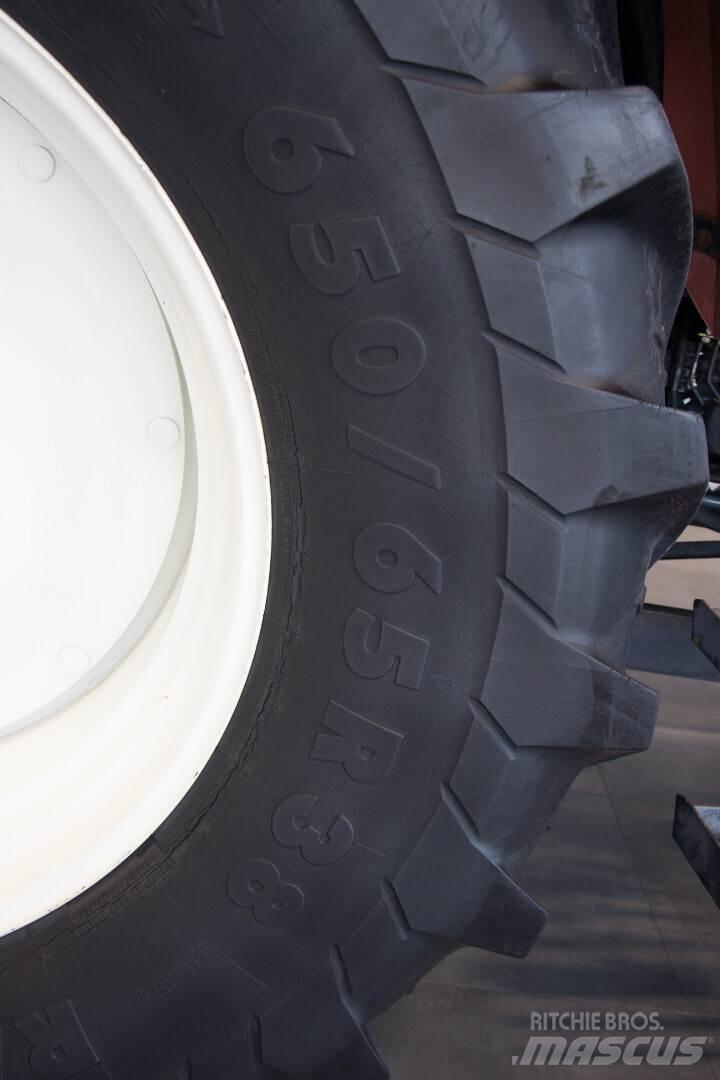 New Holland M135 Tractoare