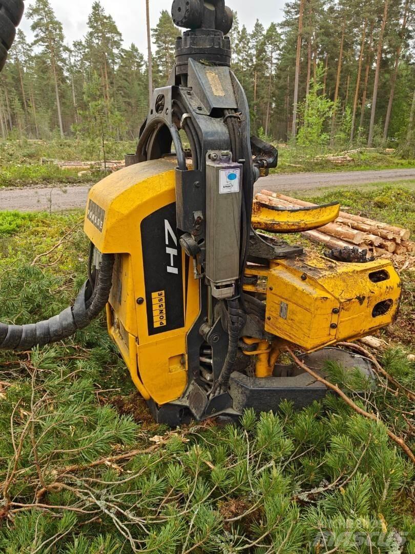 Ponsse Ergo 8WD Combine forestiere