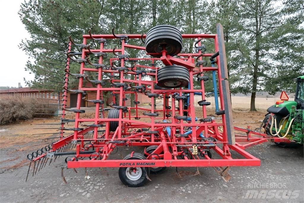 Potila Magnum 820 Utilaje agricole - Altele