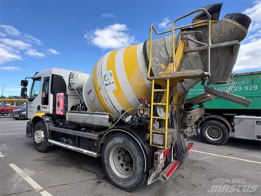 Renault D 18 WIDE Betoniera