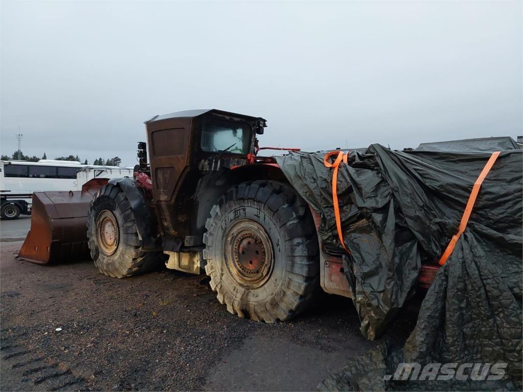 Sandvik TORO 517 Incarcator pe pneuri