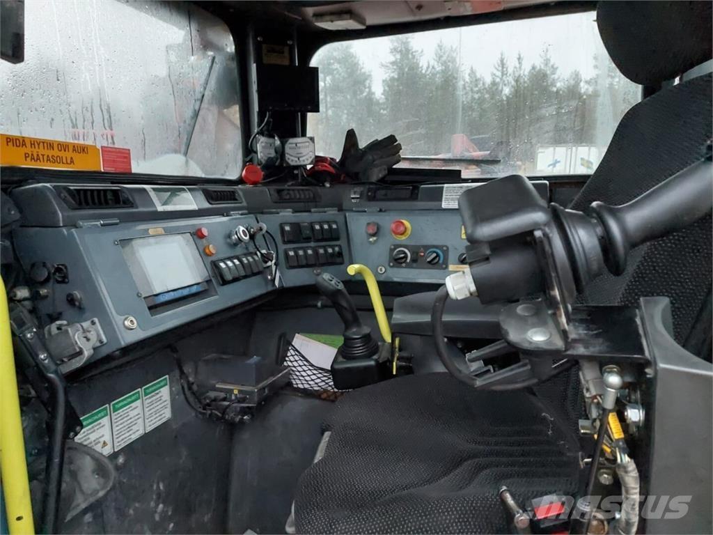 Sandvik TORO 621 Incarcator pe pneuri