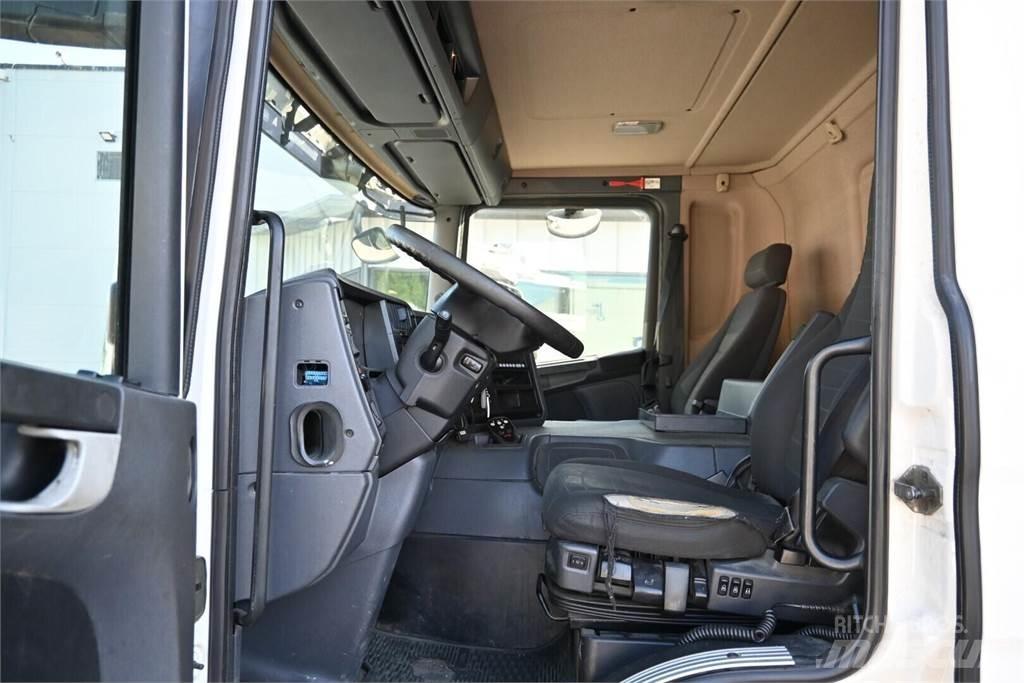 Scania P320 4x2 Autocamioane