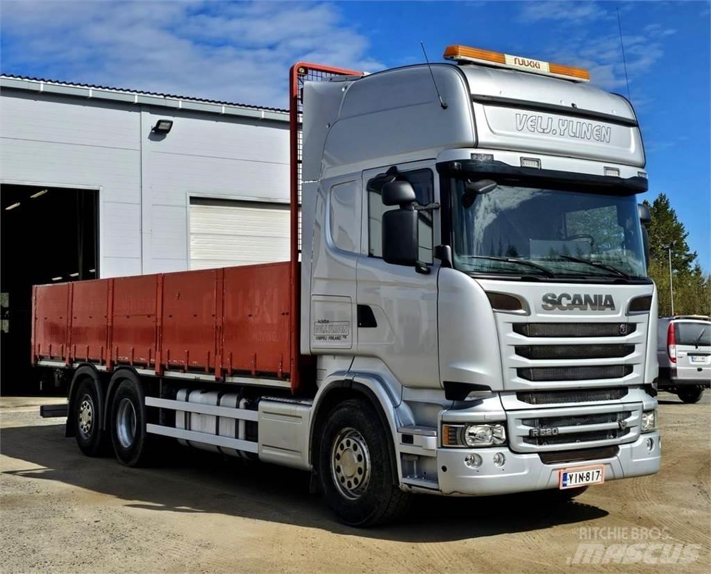 Scania R520 6x2 Camioane platforma/prelata