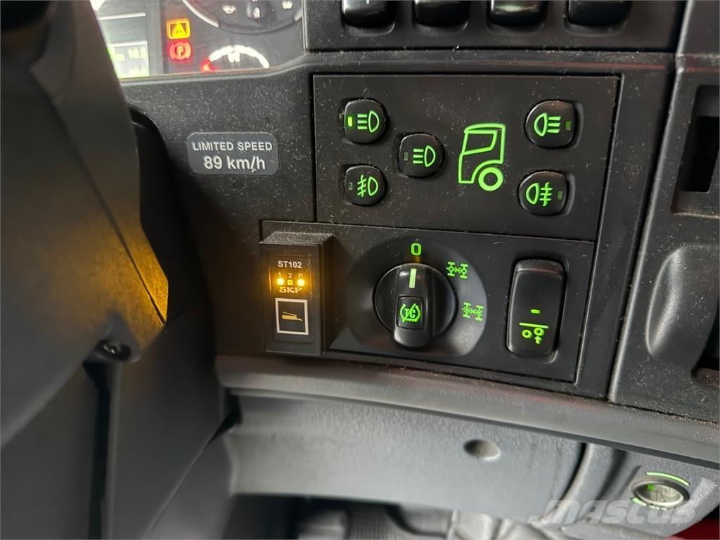 Scania R730 Camion cu carlig de ridicare