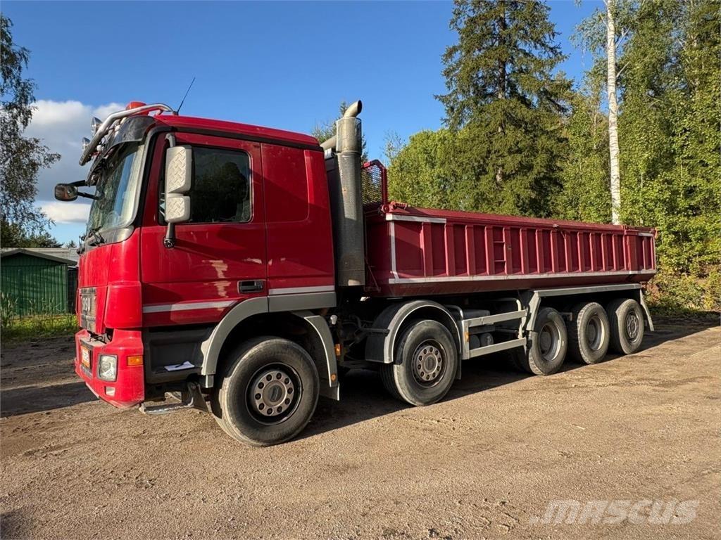 Sisu Polar 10x4 Autobasculanta