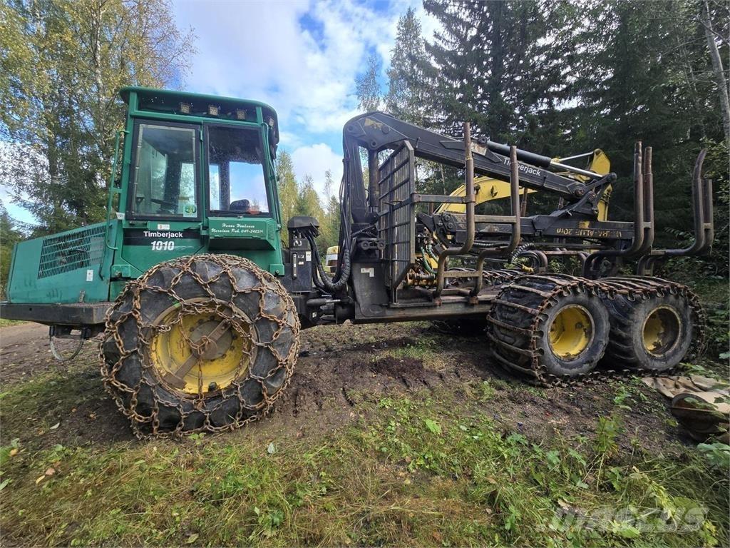 Timberjack 1010 Transportoare