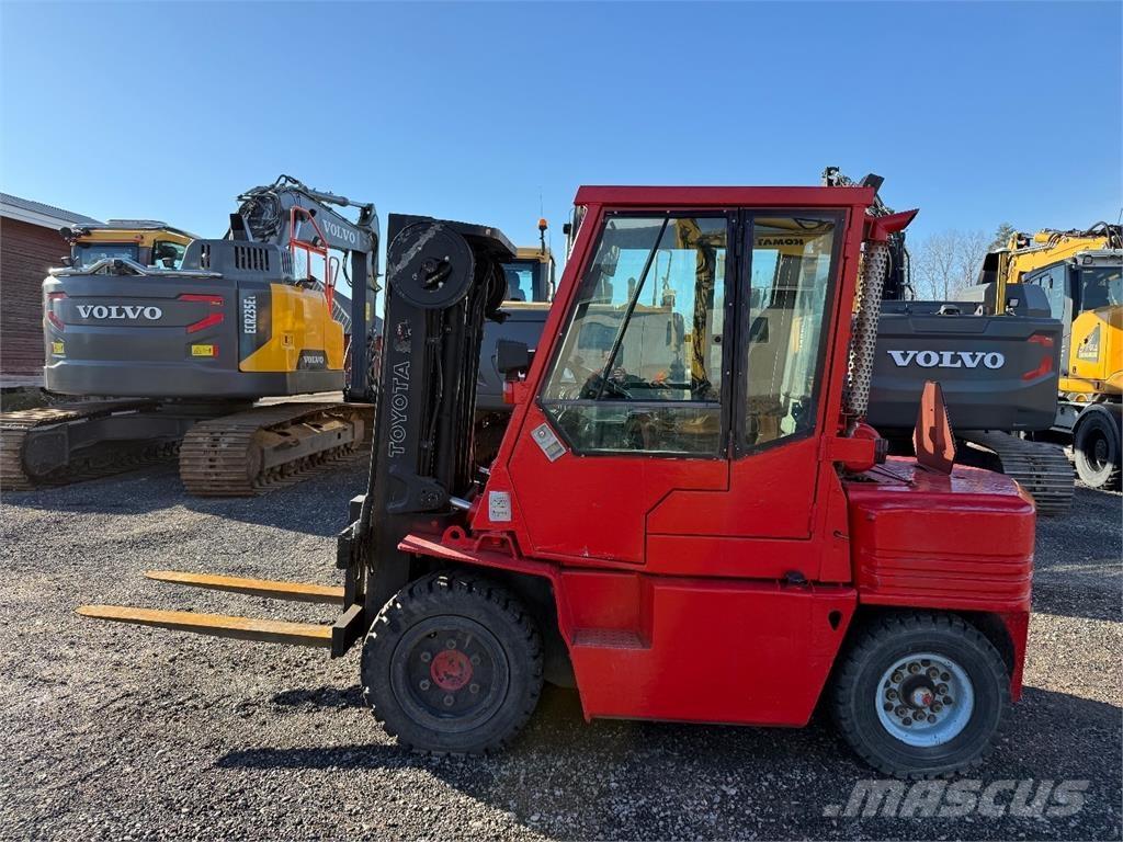 Toyota 02-5 FD35 Stivuitor diesel