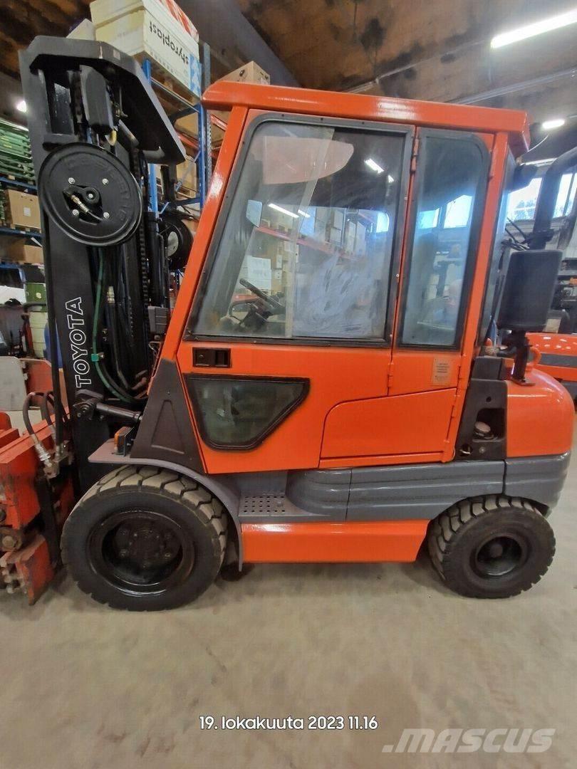 Toyota 02-6FDF30 Stivuitor diesel