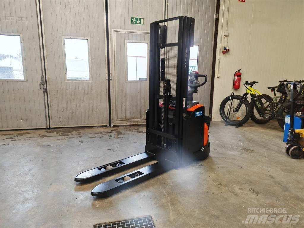 Toyota SWE120L Strivuitoare-altele