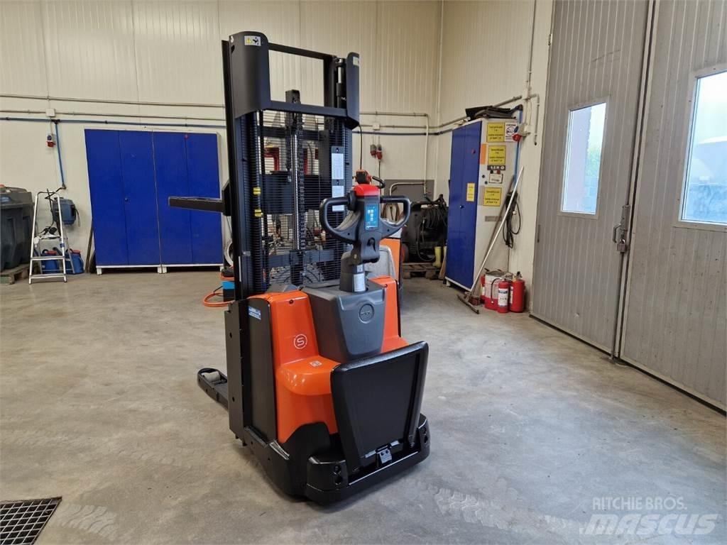 Toyota SWE120L Strivuitoare-altele