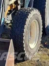 Valmet 600-4 4x4 Tractoare