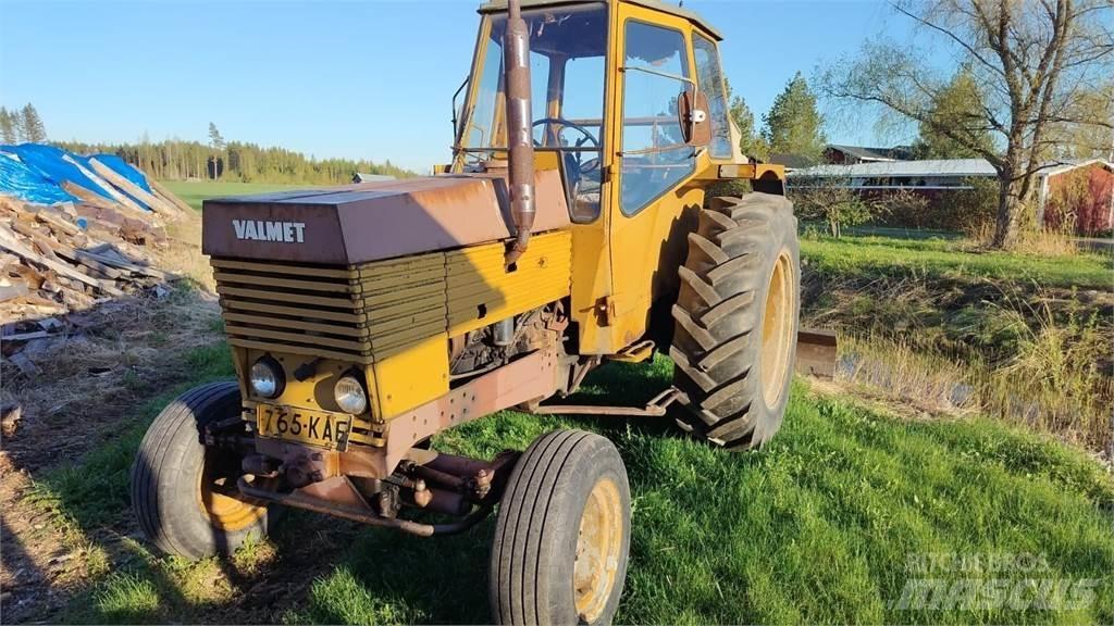 Valmet 702 Tractoare