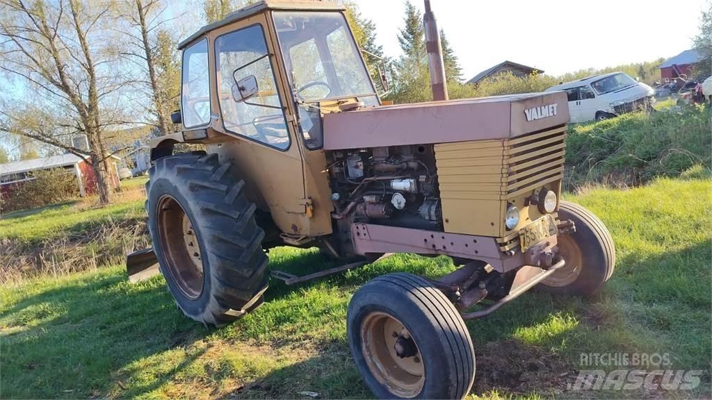 Valmet 702 Tractoare