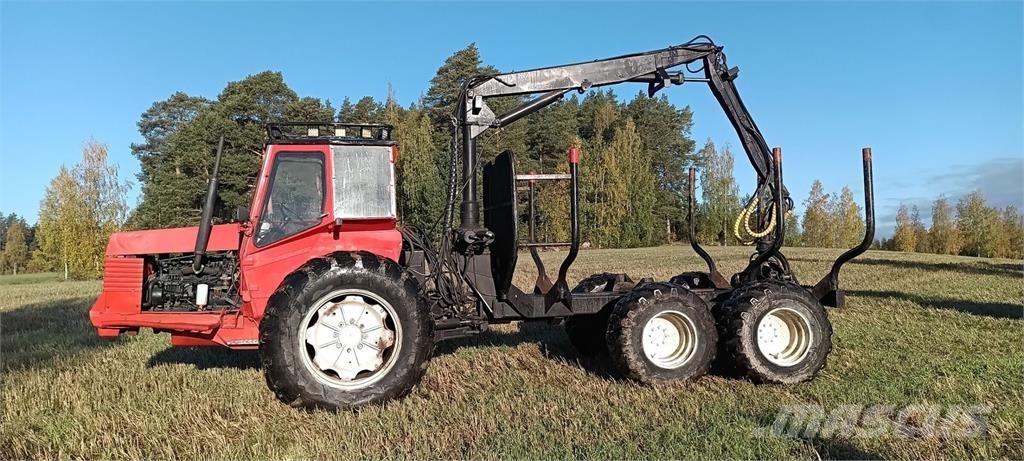 Valmet 702 Transportoare
