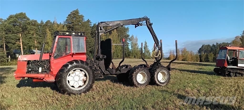 Valmet 702 Transportoare