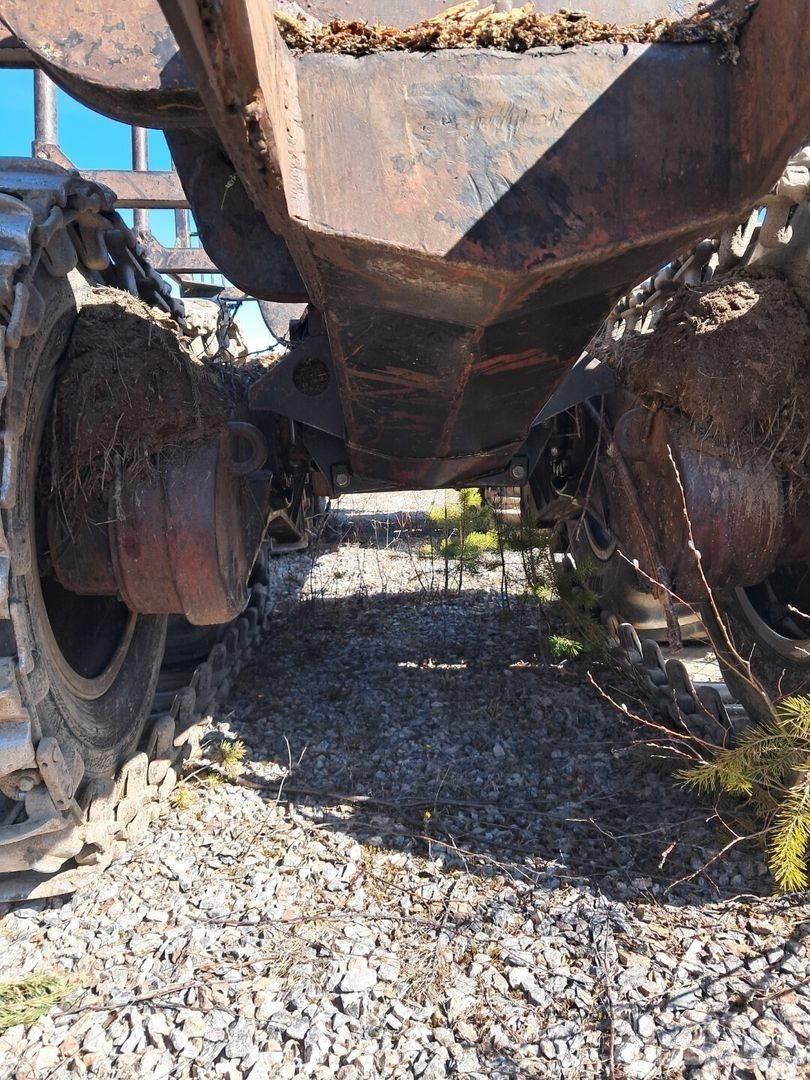 Valmet 840 Transportoare