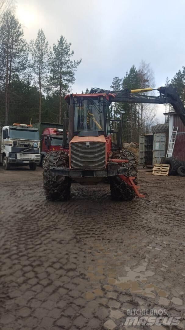 Valmet 840.3 Transportoare