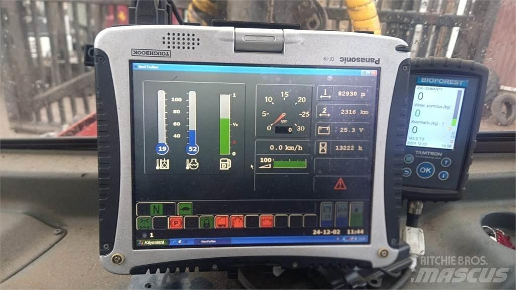 Valmet 840.3 Transportoare
