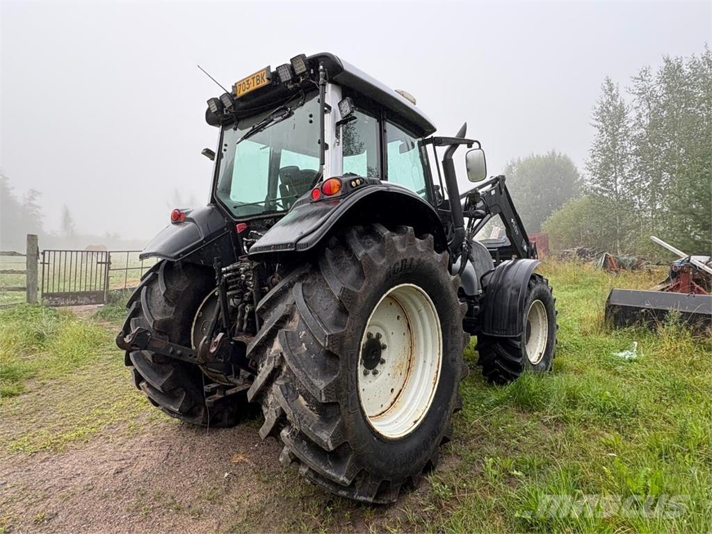 Valtra T 151 E Tractoare