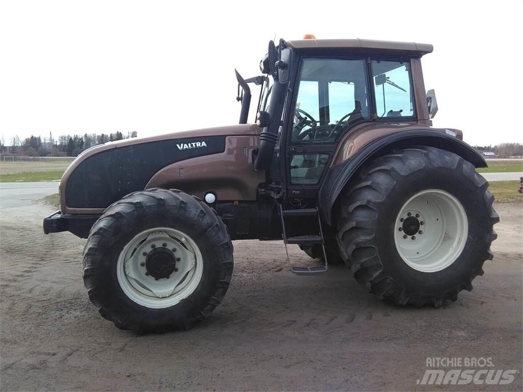 Valtra T 170 Tractoare