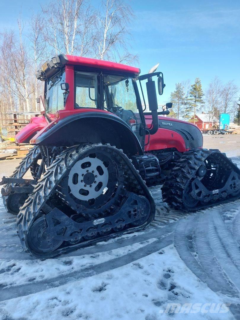 Valtra T202 D Tractoare
