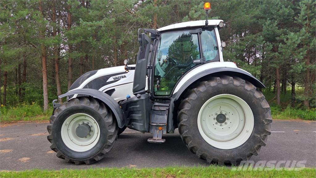 Valtra T254 Versu Tractoare