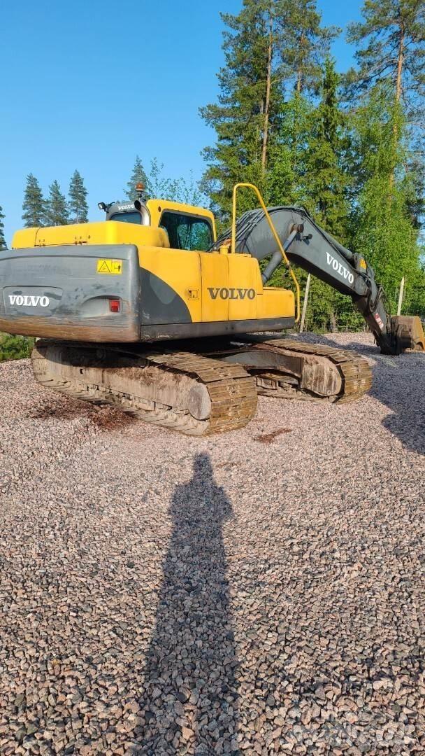 Volvo 210 B Excavatoare pe șenile
