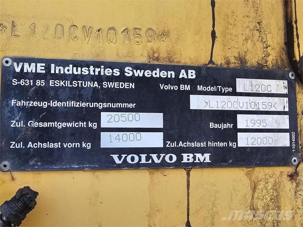 Volvo BM L120C Incarcator pe pneuri