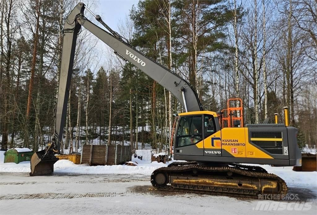 Volvo EC250EL Excavatoare pe șenile
