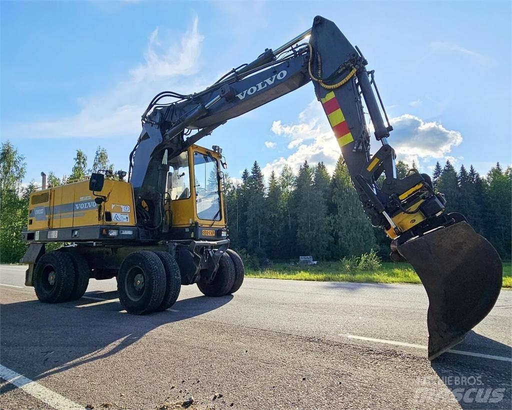 Volvo EW 200 Excavatoare cu roti