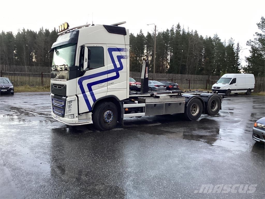 Volvo FH 540 Camion cu carlig de ridicare