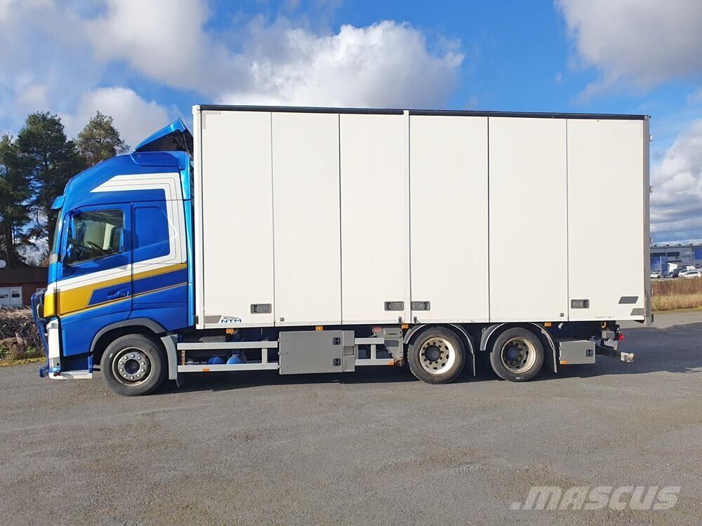 Volvo FH16 6x2 -17 Autocamioane